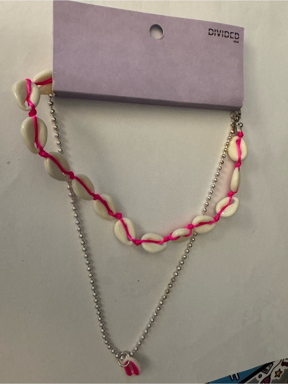 Divided pink and white shell layered necklace